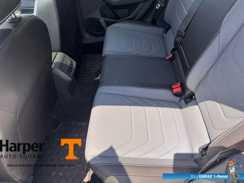 Used 2025 Volkswagen Jetta SEL FWD image 10