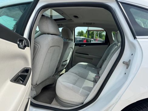 Used 2012 Chevrolet Impala LT w/ LT Sunroof Package FWD image 17