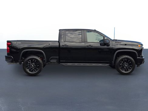New 2026 Chevrolet Silverado 2500 Custom w/ Custom Value Package image 4