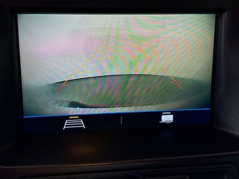 Used 2019 Chevrolet Colorado W/T w/ Custom Special Edition image 18