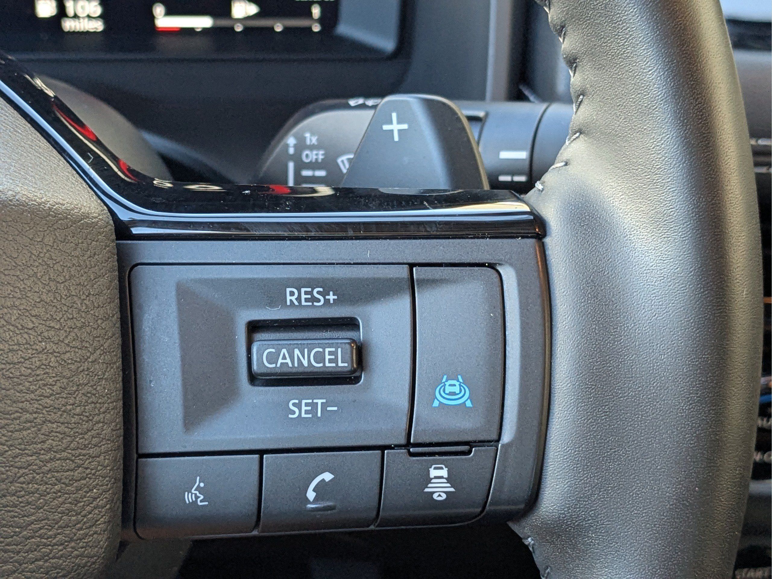 Used 2025 Nissan Rogue Platinum w/ Platinum Premium Package AWD/4WD image 24