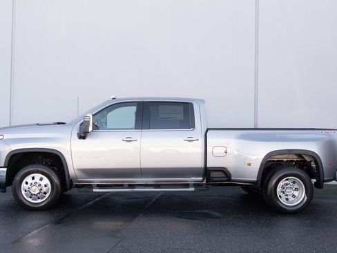 New 2026 Chevrolet Silverado 3500 LTZ w/ LTZ Convenience Package image 34