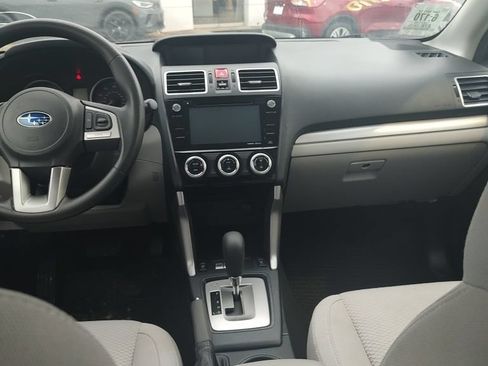 Used 2018 Subaru Forester 2.5i Premium w/ All-Weather Package AWD/4WD image 6