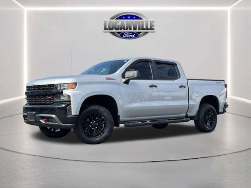 Used 2020 Chevrolet Silverado 1500 Custom Trail Boss w/ Custom Convenience Package image 1