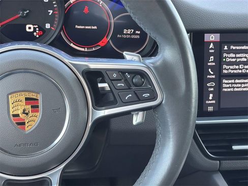 Used 2020 Porsche Cayenne image 10