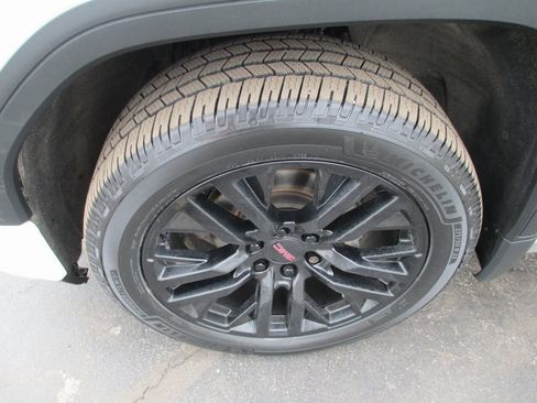 Used 2021 GMC Sierra 1500 Denali w/ Denali Ultimate Package image 13