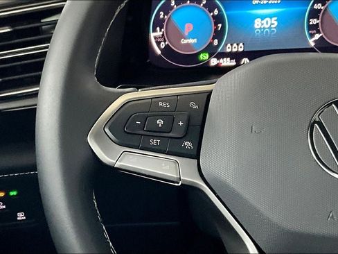 New 2026 Volkswagen Atlas Cross Sport SE image 22