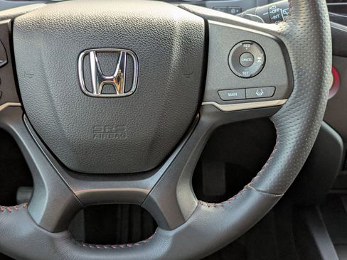 Used 2022 Honda Pilot TrailSport image 22