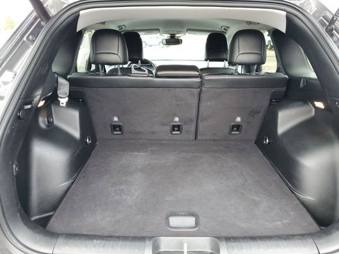 Used 2021 Jeep Cherokee Trailhawk w/ Comfort/Convenience Group image 30