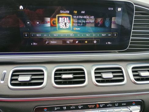 Used 2023 Mercedes-Benz GLE 350 4MATIC image 15