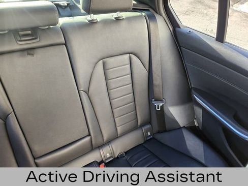 Used 2019 BMW 330i xDrive Sedan w/ Premium Package image 18