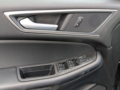 Used 2024 Ford Edge SEL w/ Convenience Package image 28