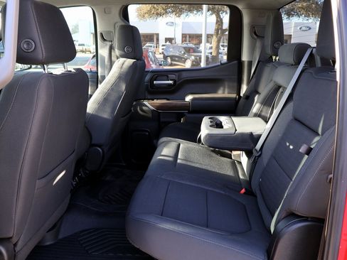 Used 2021 Chevrolet Silverado 1500 RST image 19