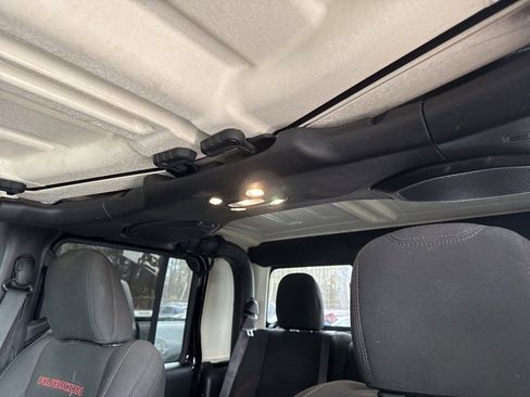 Used 2022 Jeep Gladiator Rubicon image 8