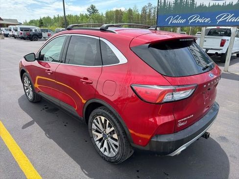 Used 2020 Ford Escape Titanium AWD/4WD image 3