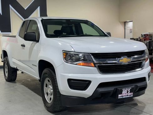 Used 2016 Chevrolet Colorado W/T w/ WT Convenience Package image 2