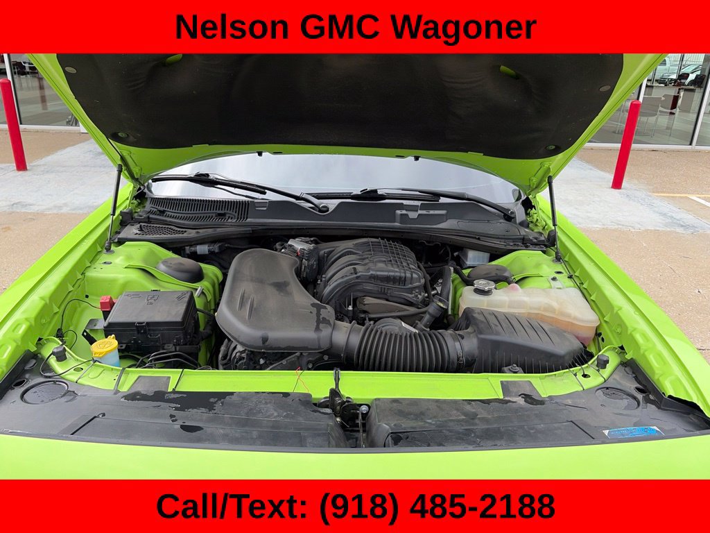 Used 2023 Dodge Challenger SXT w/ Plus Package RWD image 10