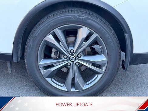 Used 2019 Nissan Murano Platinum w/ Cargo Package FWD image 8