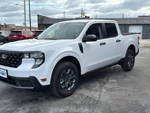 New 2026 Ford Maverick XLT image 4