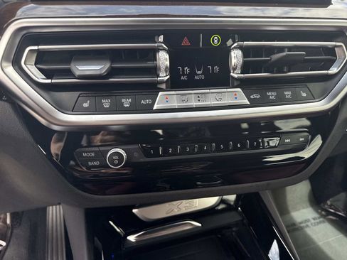 Used 2024 BMW X3 sDrive30i w/ Premium Package image 24