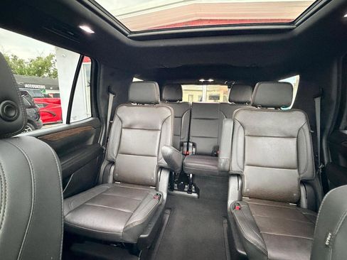 Used 2021 Chevrolet Tahoe High Country w/ Premium Package RWD image 25