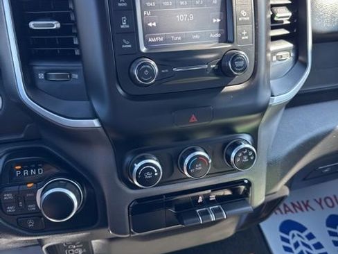 Used 2022 RAM 1500 Big Horn AWD/4WD image 24