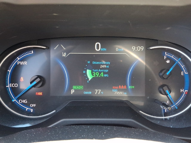 Used 2024 Toyota RAV4 LE AWD/4WD image 20