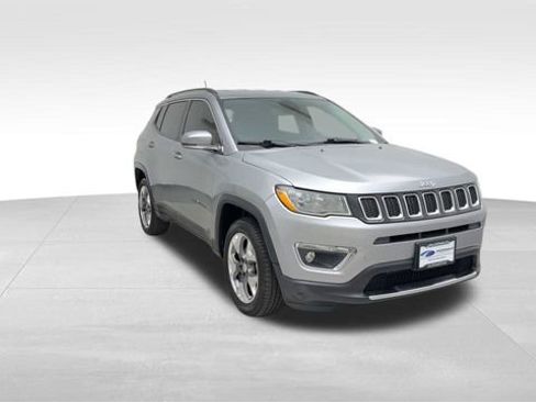 Used 2020 Jeep Compass Limited image 9