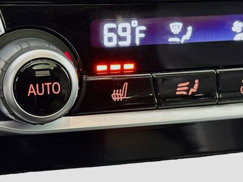 Used 2020 BMW X3 xDrive30e w/ Convenience Package image 19