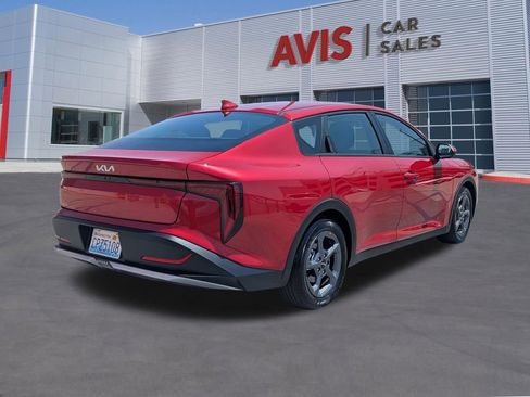 Used 2025 Kia K4 FWD image 3