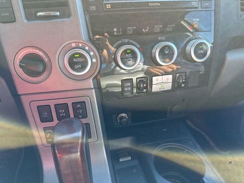 Used 2011 Toyota Sequoia Platinum image 12