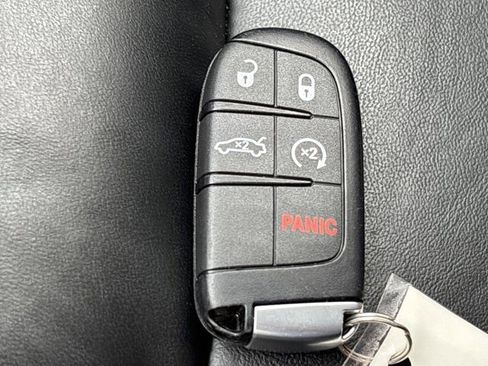 Used 2023 Chrysler 300 Touring L RWD image 34
