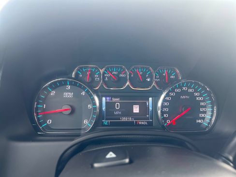 Used 2018 GMC Yukon XL SLT AWD/4WD image 14