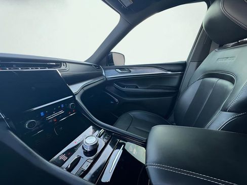 Used 2022 Jeep Grand Cherokee L Overland image 50