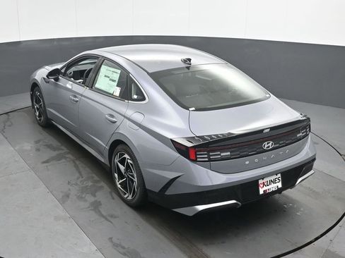 New 2026 Hyundai Sonata SEL FWD image 43