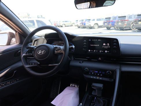 New 2026 Hyundai Elantra Sport FWD image 18