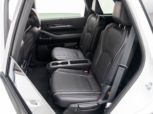 New 2026 INFINITI QX60 Autograph image 14