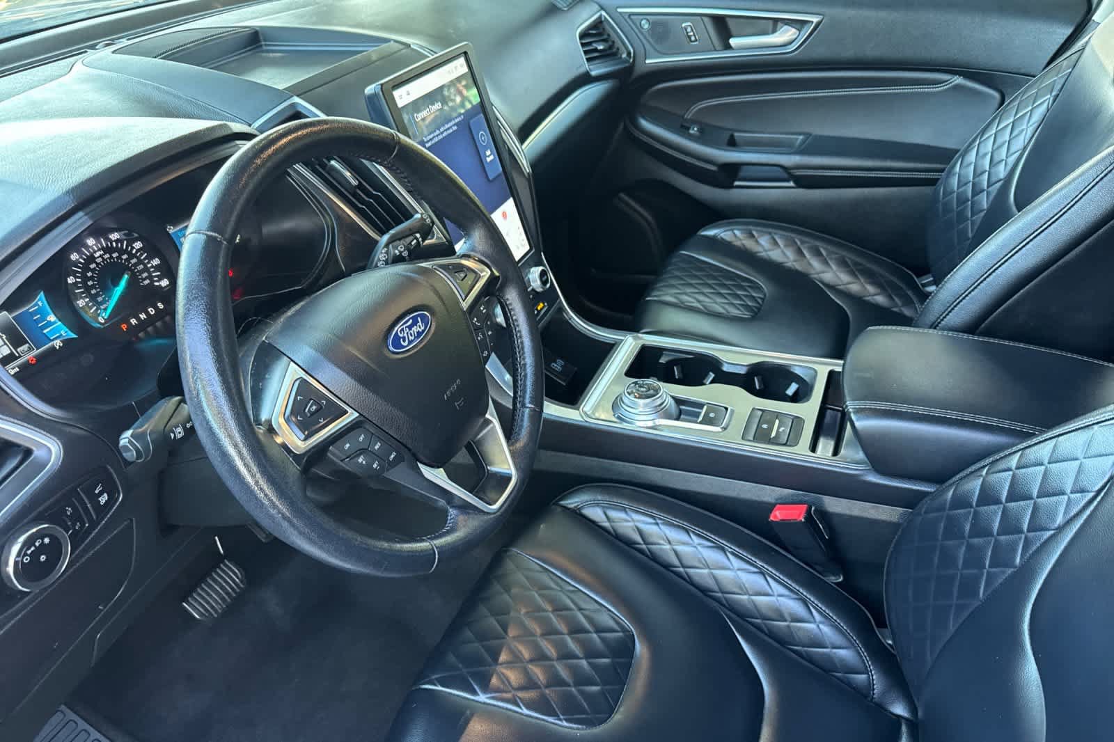 Used 2023 Ford Edge Titanium AWD/4WD image 11
