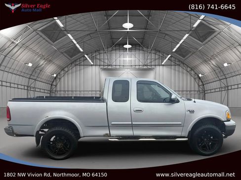 Used 2003 Ford F150 XLT image 6