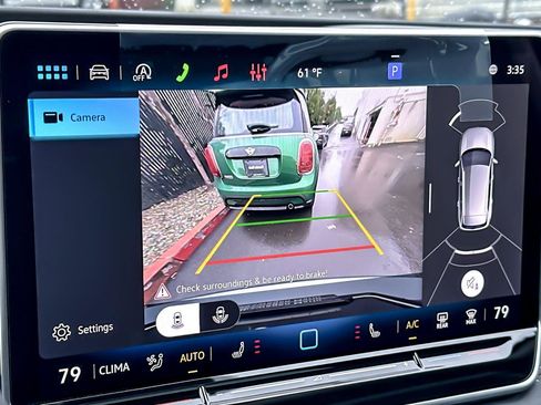 New 2026 Volkswagen Tiguan SE image 18