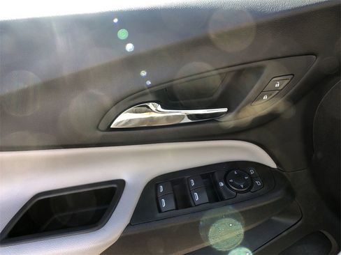 Certified 2024 Chevrolet Equinox LS w/ Sport Edition image 13