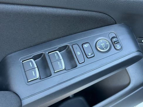 Used 2025 Honda Civic Sport image 13