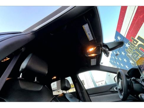 Used 2024 Jeep Compass Latitude image 18