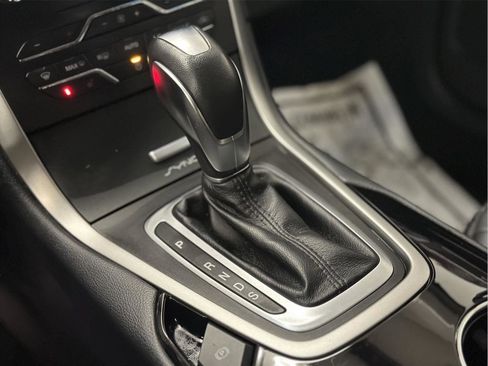 Used 2015 Ford Edge SEL w/ Equipment Group 201A image 37