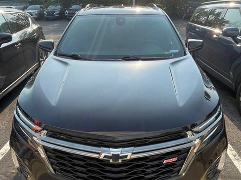 Used 2022 Chevrolet Equinox RS FWD image 1