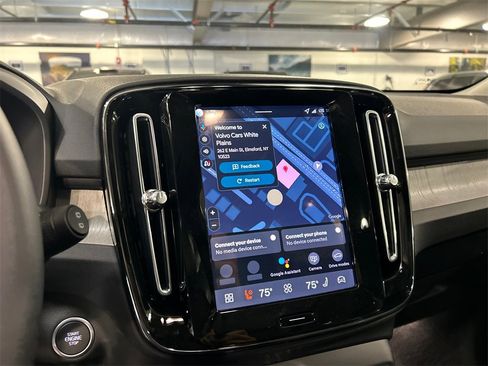 New 2026 Volvo XC40 B5 Plus w/ Protection Package Premier image 15