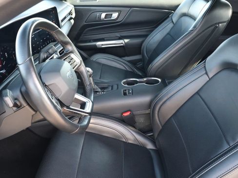 Used 2025 Ford Mustang Premium RWD image 14