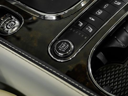 Used 2018 Bentley Flying Spur W12 AWD/4WD image 29