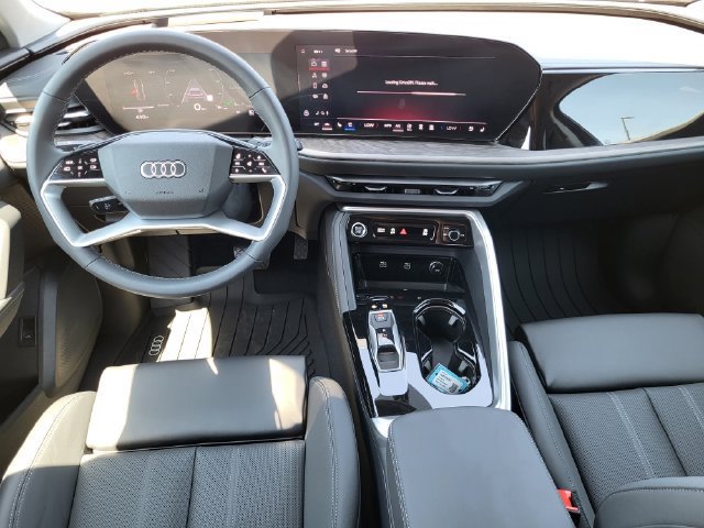Used 2025 Audi Q5 Premium w/ Premium Plus AWD/4WD image 16