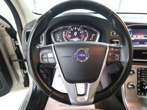 Used 2017 Volvo S60 T5 Inscription AWD/4WD image 20